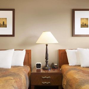 Efficiency Double Room Two Double Beds Non-Smoking